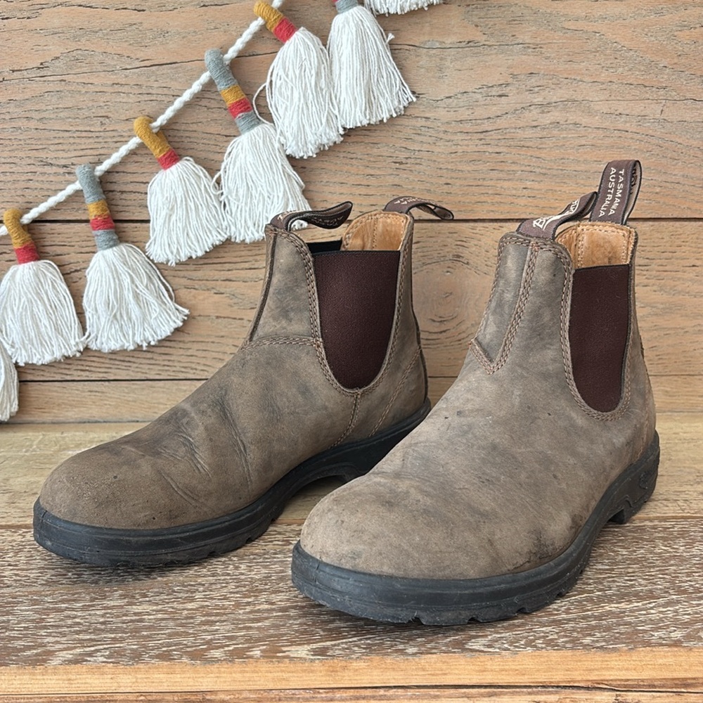 Blundstone Women’s Rustic Brown 585 Boot size 8